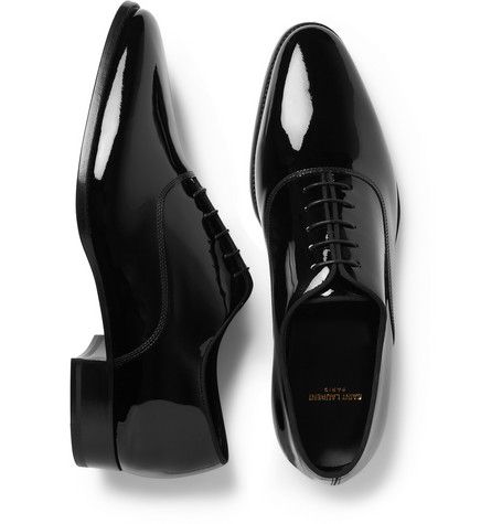 Patent leather oxford shoes